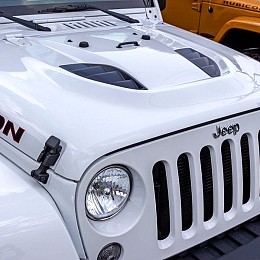 Image of a Jeep Wrangler Jeep Wrangler JK Rubicon Power Dome 10th Anniversary Style Steel Bonnet