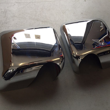 Image of a Jeep Wrangler Lights And Mirrors  Pair of Chrome Color Mirror Cover