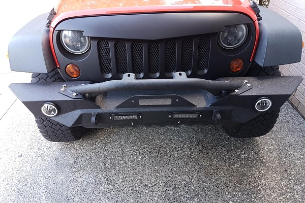 Picture of a JW0900 Style LED Power Steel Front Winch Bull Bar Number 3