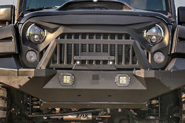 Picture of a Smittybilt XRC Style Transformable Bullbar 