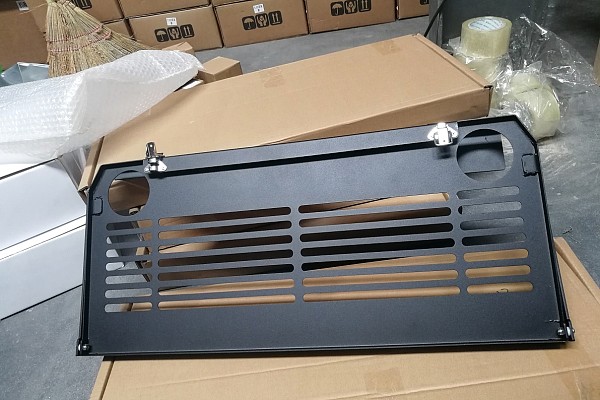 Picture of a Jeep Wrangler 2019+ JL Tailgate Foldable Table Number 3