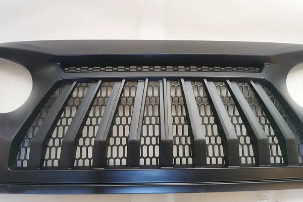 Picture of a Jeep Wrangler JL &  Gladiator JT Grill with mesh 1014 Number 5