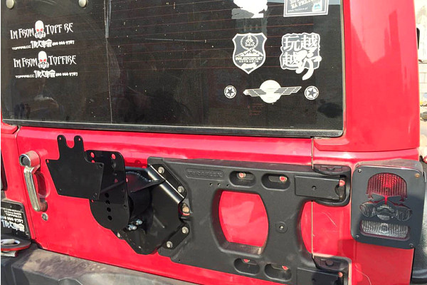 Picture of a Jeep Wrangler Jk T-FLEX HD Style Hinged Rear Spare Wheel Carrier Number 5