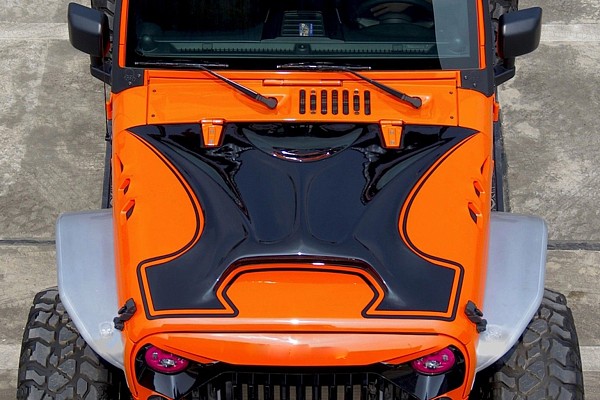 Picture of a Jeep Wrangler JK Avenger Style FRP Bonnet Front Hood Number 5