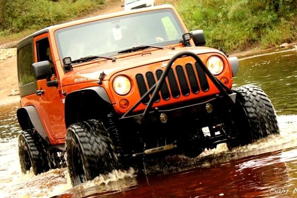 Picture of a Jeep Wrangler JK  Poison Spyder Style Steel Front Winch Bull Bar Stinger Bar  Number 1