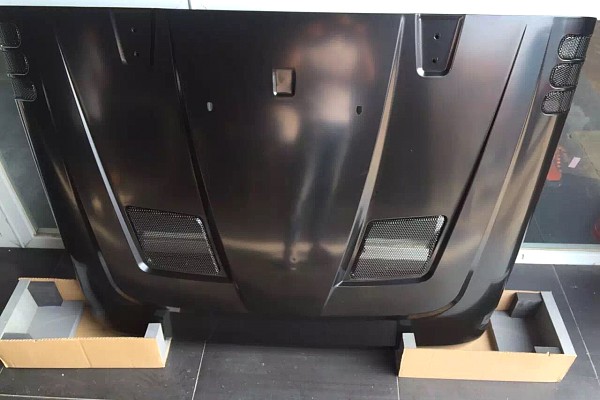 Picture of a  Jeep Wrangler JK Rugged Ridge Style Performance Vented Hood (steel)