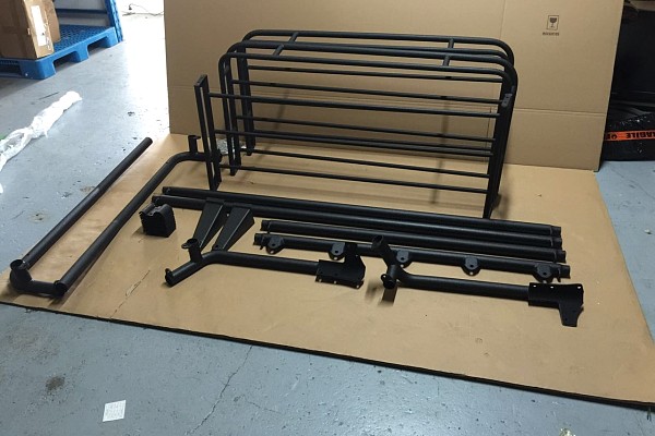 Picture of a 4 Door J-boree Style Roof Rack Basket Body Mount Number 10